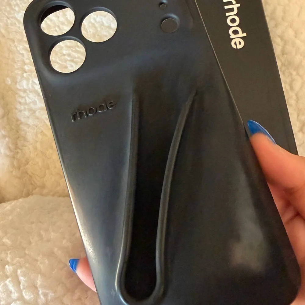 RHODE Phone Case 17 pro max rare black birthday edition color. With box - Picture 3 of 6